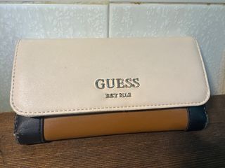 Cartera Guess Beige y Marrón