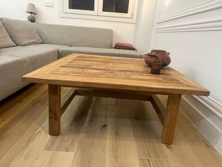 Mesa de centro de madera rústica