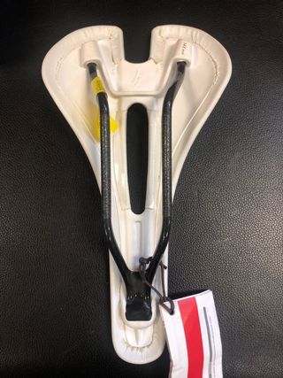 Sillín Specialized Romin Carbon 143mm