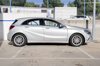 Mercedes Clase A MERCEDES-BENZ  A 180