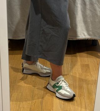 New Balance 327 Beige/Verde Talla 36