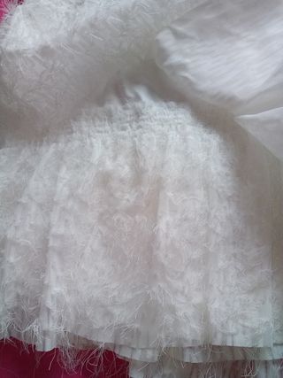 Minifalda blanca con pelitos