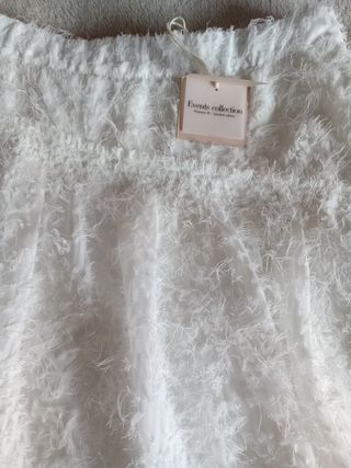 Minifalda blanca con pelitos