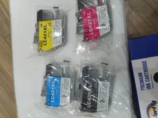 Cartucce Brother LC421XL Multipack