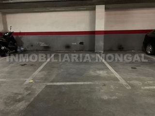 Garaje en venta en Centre en Sant Boi de Llobregat