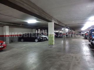 Garaje en venta en Centre en Sant Boi de Llobregat