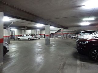 Garaje en venta en Centre en Sant Boi de Llobregat