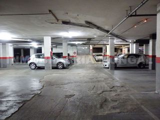 Garaje en venta en Centre en Sant Boi de Llobregat