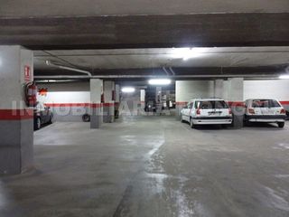 Garaje en venta en Centre en Sant Boi de Llobregat