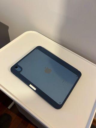 iPad 10ª Gen 64GB Azul/Gris con lápiz y funda