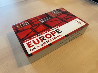 Europe on a Shoestring - LONELY PLANET