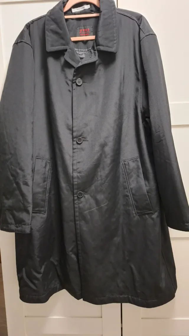 Gabardina de hombre Yves, talla 52, negra