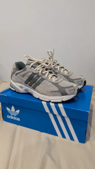 Adidas Response grises