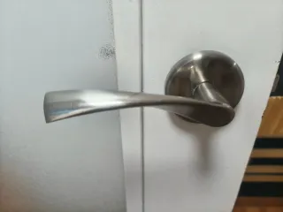 Manillas para puertas.