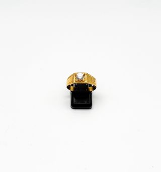 Anillo solitario de oro 18kt