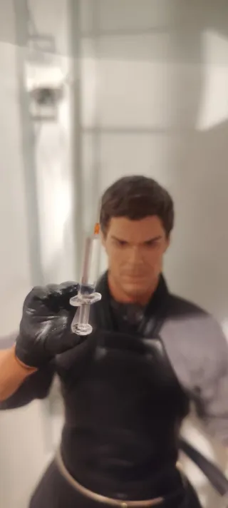 Figura Dexter 1/6 30cm