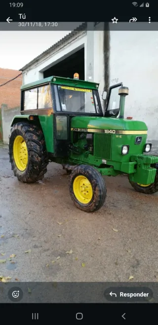 Tractor John Deere 1840 - 70 CV
