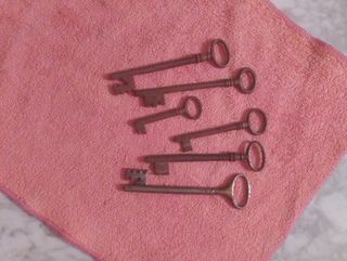 Conjunto de 6 llaves antiguas