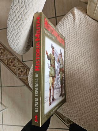 Revista española de Historia Militar Vol 1 encuad