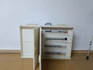 Cuadro Eléctrico Hager 1m x 65cm