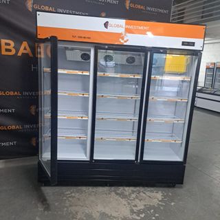 Nevera expositora de bebidas 3 puertas