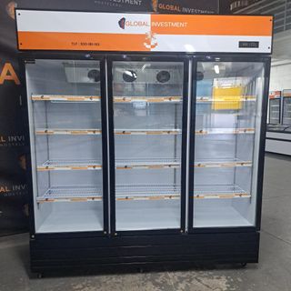 Nevera expositora de bebidas 3 puertas