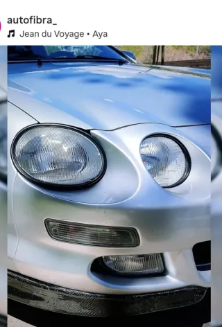 Toyota Celica añadidos fibra de carbono