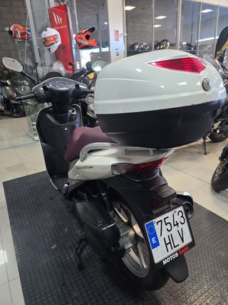 Suzuki Sixteen 125cc