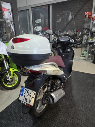 Suzuki Sixteen 125cc