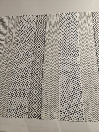 Alfombra UTH Diseño Geométrico y Ondas