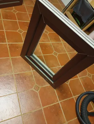 Ventana PVC 70x50 dos colores