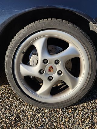 Porsche 911 996 Carrera 4 Coupé