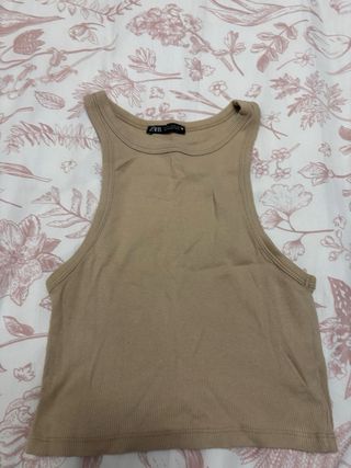 Top Zara beige talla S