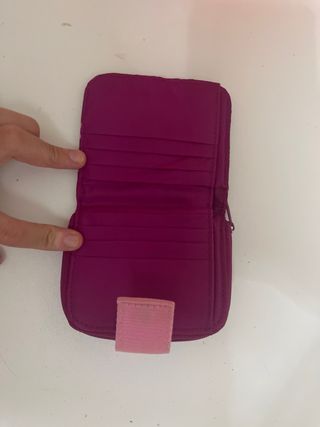 Monedero infantil con dibujo de niña