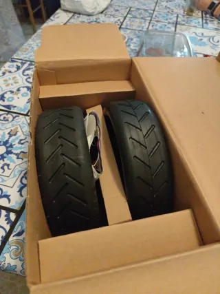 Rueda patinete 8 1/2 x 2