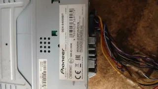 Radio Pioneer DEH-4000BT Bluetooth