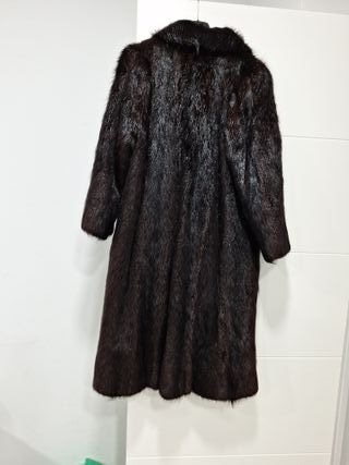 Abrigo largo tipo visón