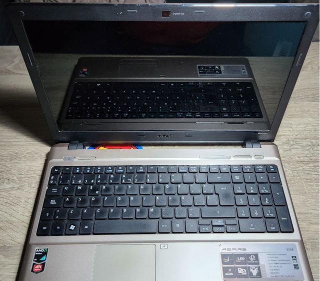 Portátil Acer 64 x2, 8GB RAM, 120GB SSD,WIFI,HDMI