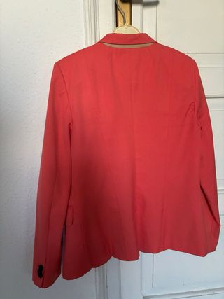 Americana Pull&Bear Talla M color coral