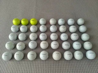 Titleist ProV1 - AVX