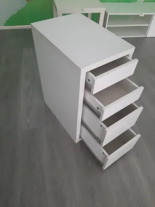 2 Cajoneras Blancas de madera