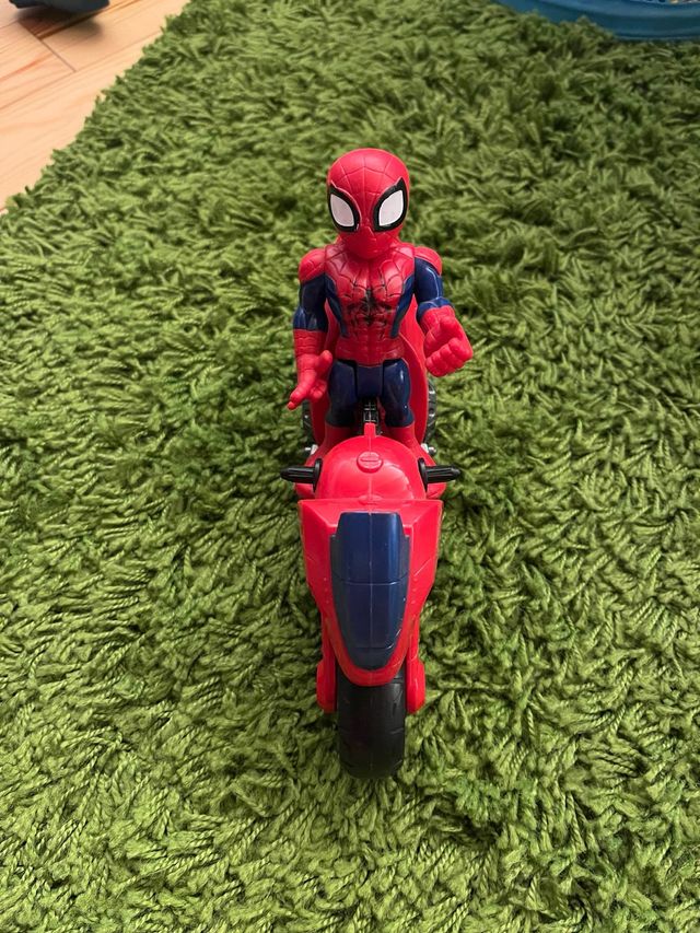 Moto de Superhéroe Roja