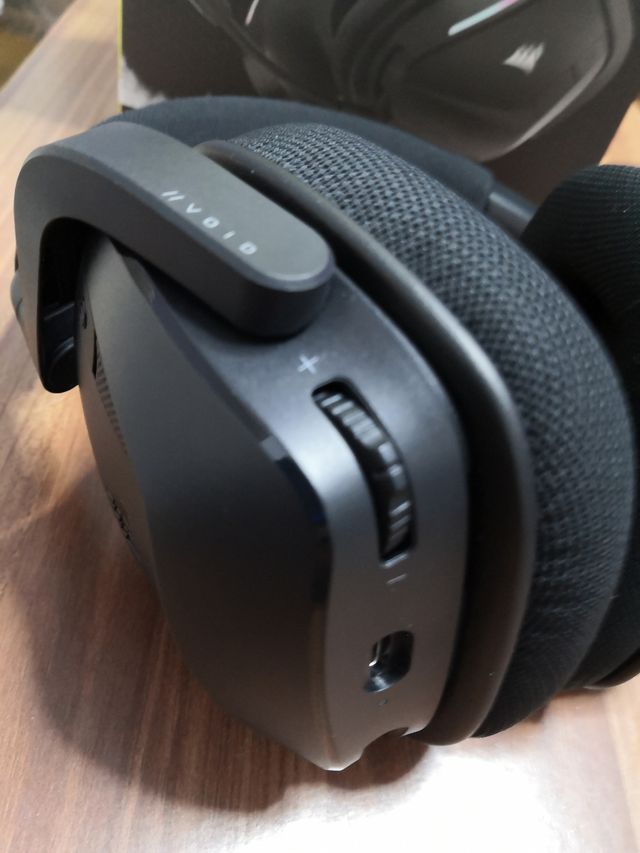 Corsair Void Wireless V2 Gaming Headset