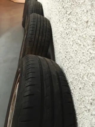 LLANTAS 15 AUDI A3 GOMAS NUEVAS