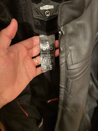 Casaco de Couro Alpinestars Preto.