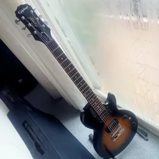 Epiphone Les Paul Special by Gibson Japan