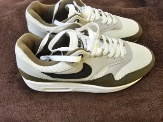 Nike Air Max 1 Talla 41 Verde Oliva
