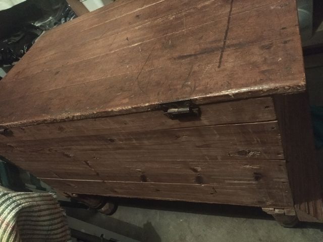 Arca de madera centenaria