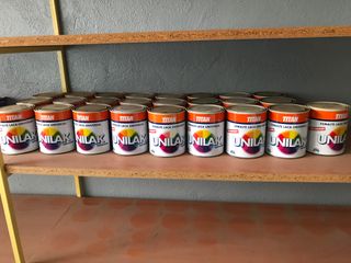 25 latas esmalte laca universal Titan Unilak
