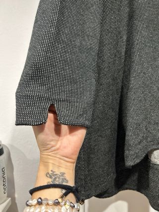 Jersey Dolores Promesas efecto capa gris jaspeado